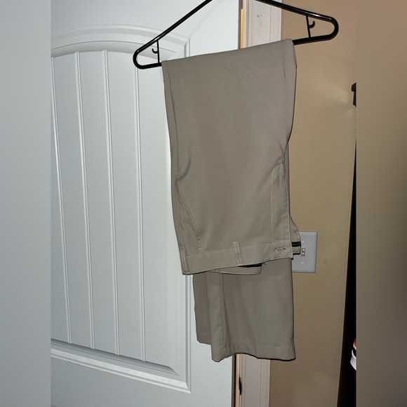 Bundle 32x34 khaki pants - Picture 2 of 3